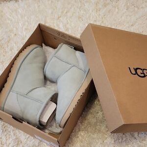 UGG Women's Winter Boots - Soft Blue